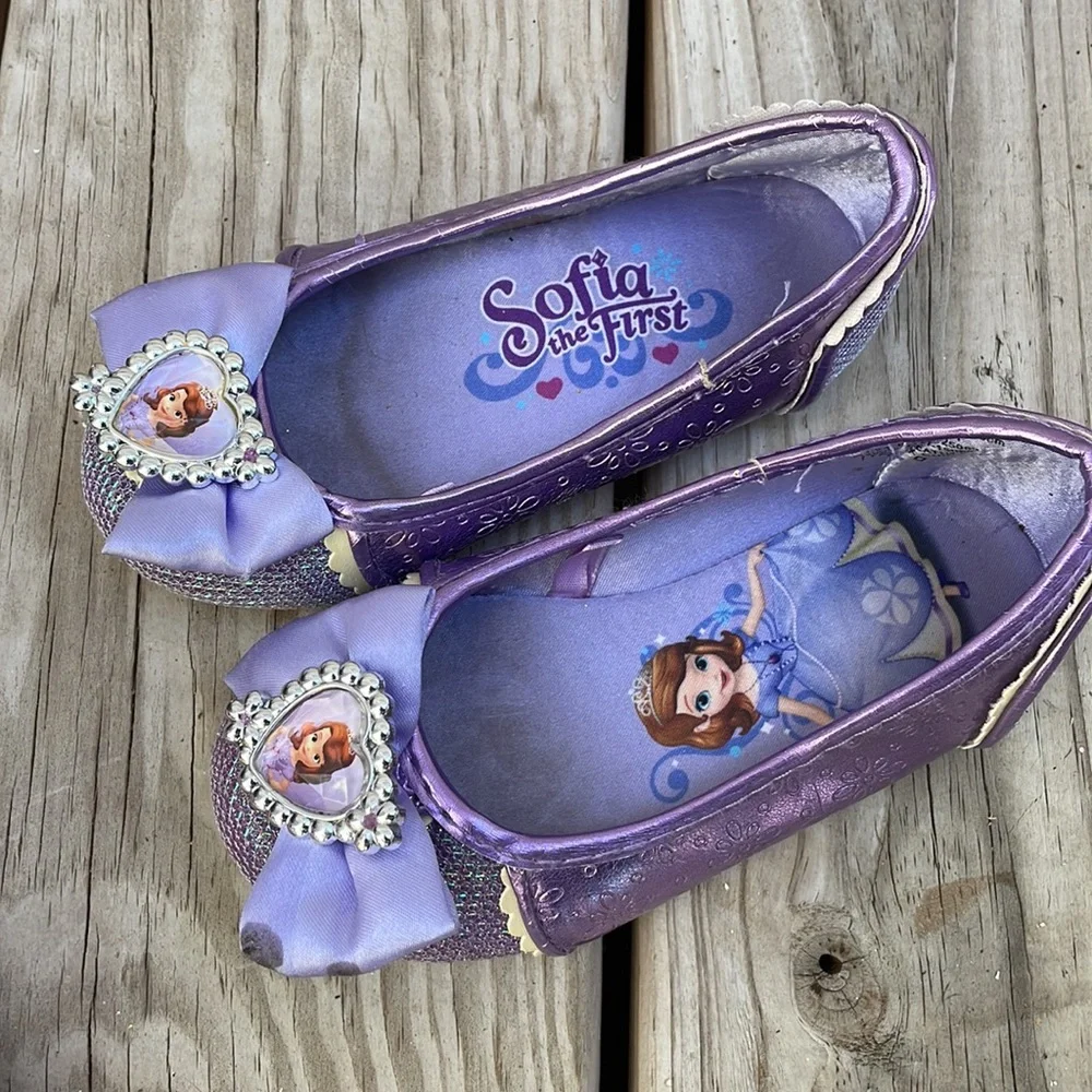 Disney- Sophia the First Dress Up Shoes Size 7/8